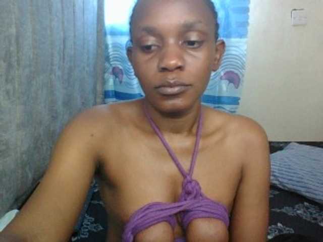 Minimochie live cam on BongaCams