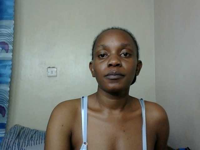 Minimochie live cam on BongaCams