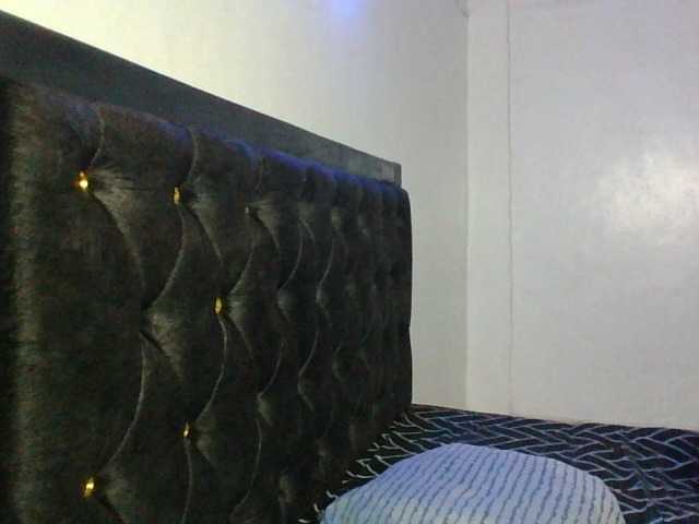 Minimochie live cam on BongaCams