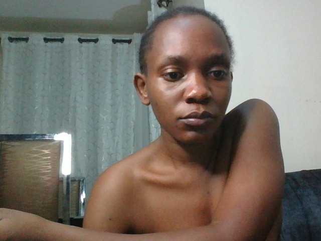 Minimochie live cam on BongaCams