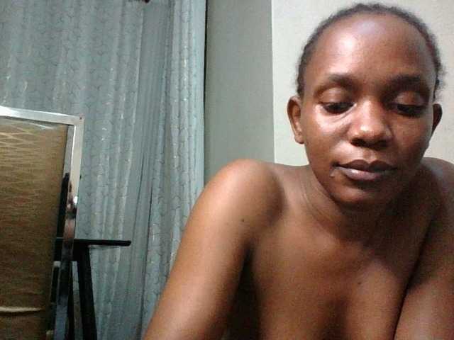 Minimochie live cam on BongaCams