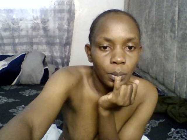 Minimochie live cam on BongaCams