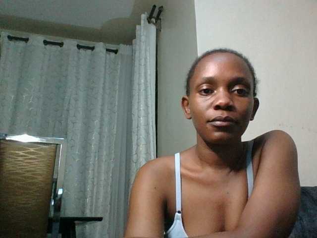 Minimochie live cam on BongaCams