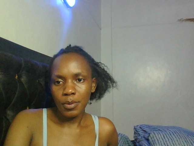 Minimochie live cam on BongaCams
