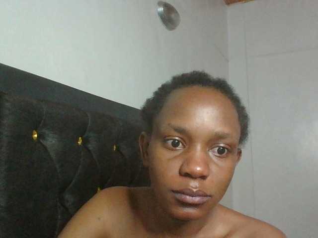 Minimochie live cam on BongaCams