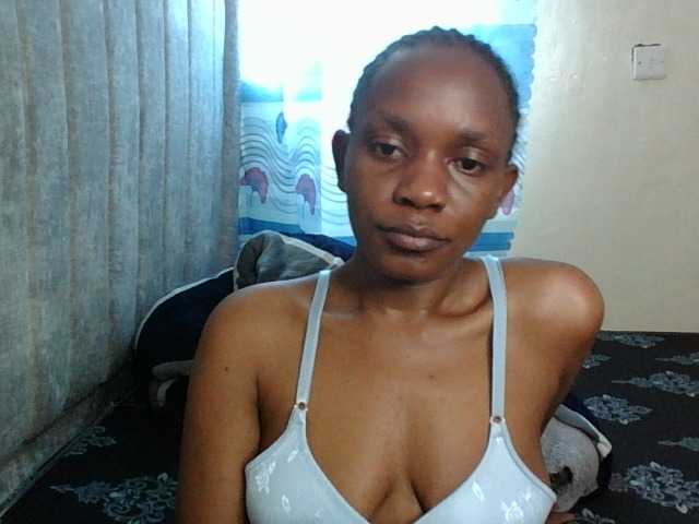 Minimochie live cam on BongaCams