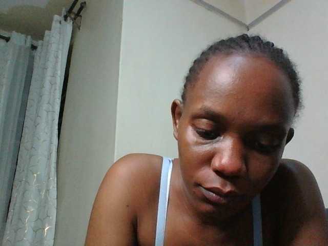 Minimochie live cam on BongaCams