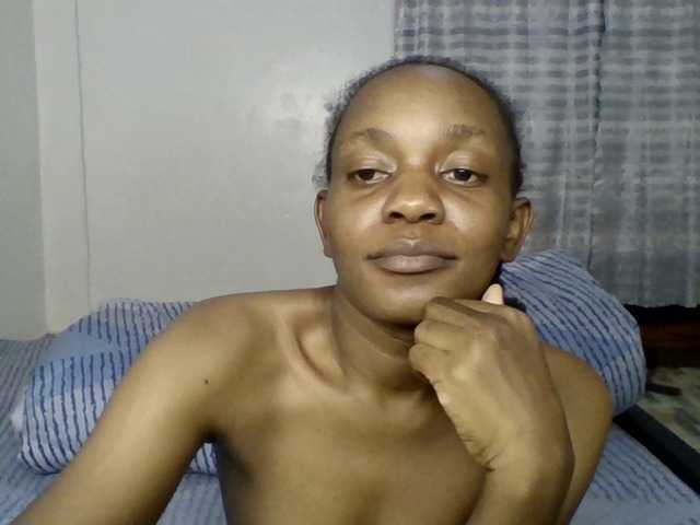 Minimochie live cam on BongaCams