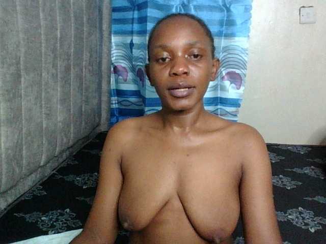 Minimochie, en vivo ahora en BongaCams
