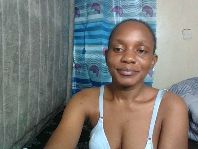 Minimochie live cam on BongaCams