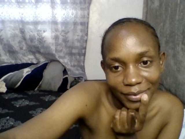 Minimochie live cam on BongaCams