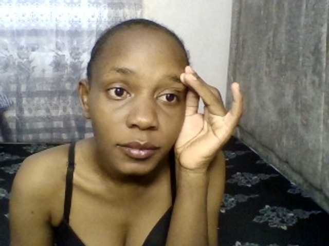 Minimochie live cam on BongaCams