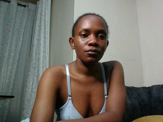 Minimochie live cam on BongaCams
