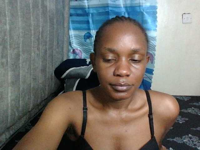 Minimochie live cam on BongaCams