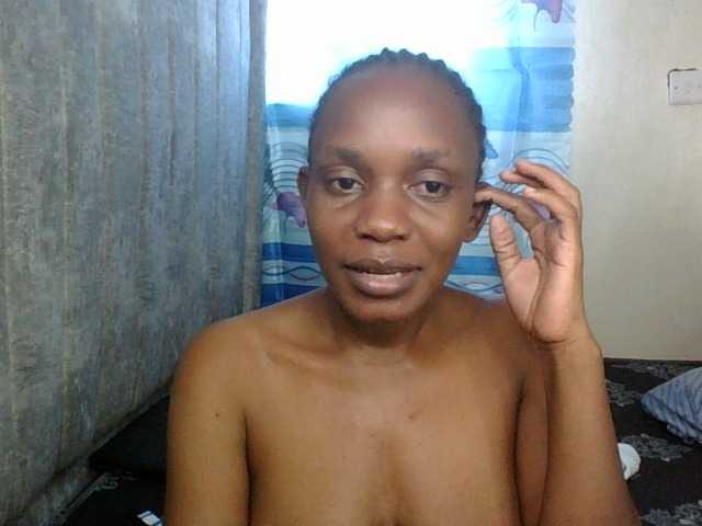 Minimochie live cam on BongaCams