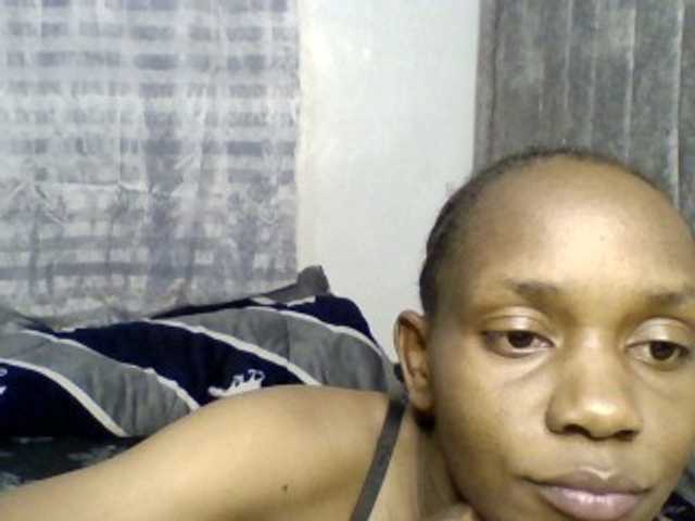 Minimochie live cam on BongaCams
