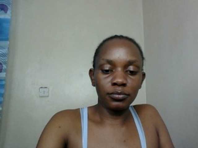 Minimochie live cam on BongaCams