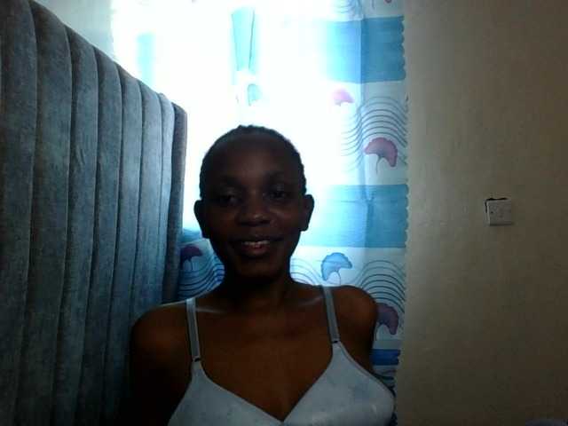 Minimochie live cam on BongaCams