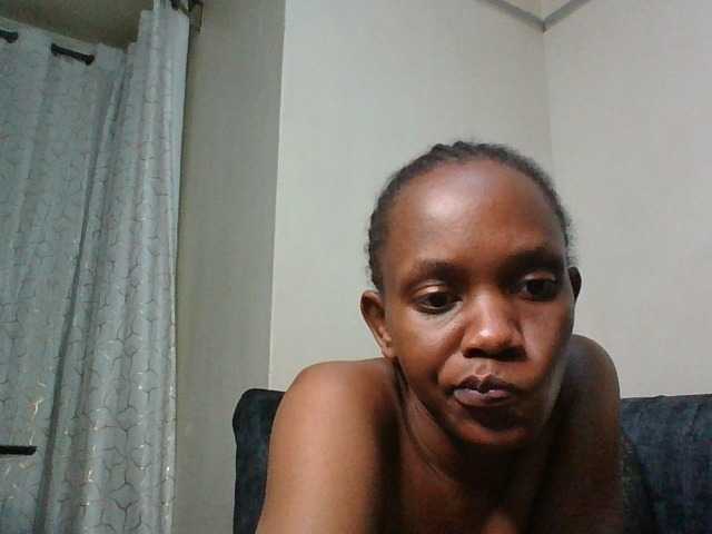 Minimochie live cam on BongaCams
