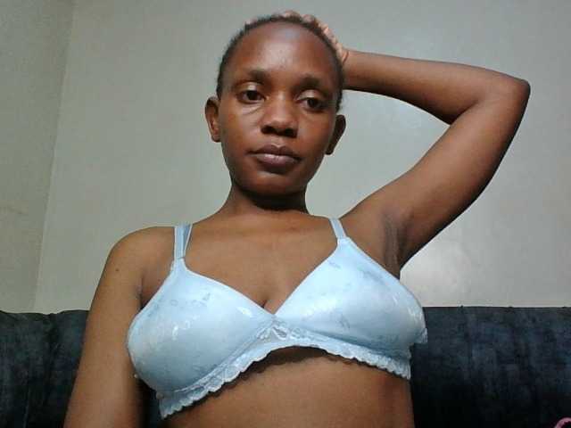 Minimochie live cam on BongaCams