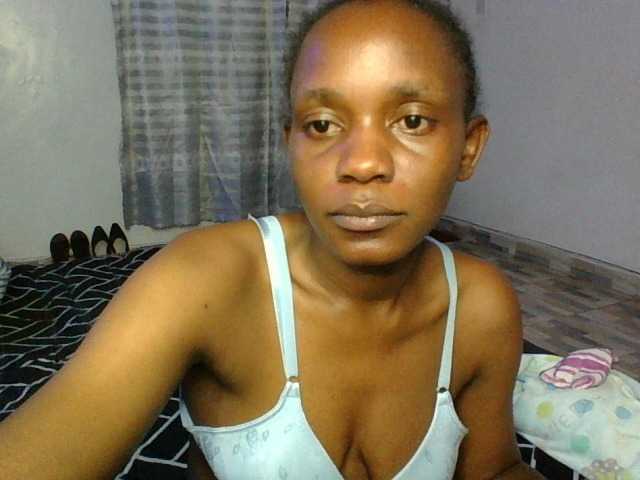 Minimochie live cam on BongaCams
