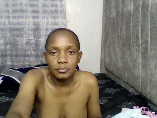 Minimochie live cam on BongaCams