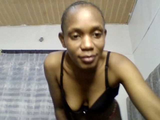 Minimochie live cam on BongaCams