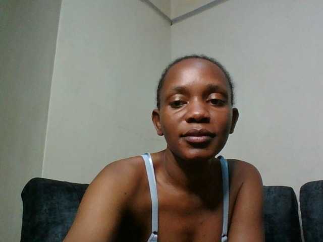 Minimochie live cam on BongaCams