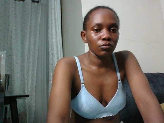 Minimochie live cam on BongaCams