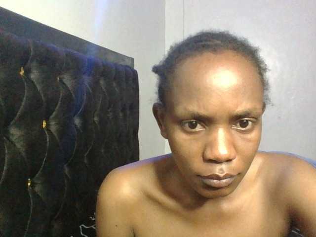 Minimochie live cam on BongaCams