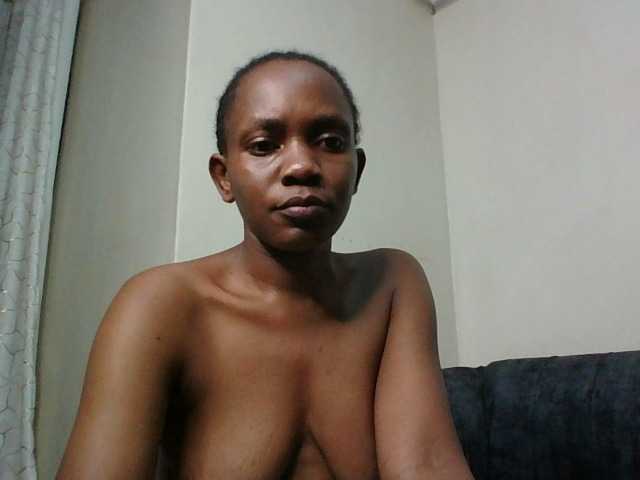 Minimochie live cam on BongaCams