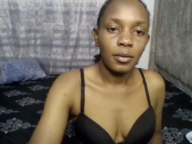 Minimochie live cam on BongaCams