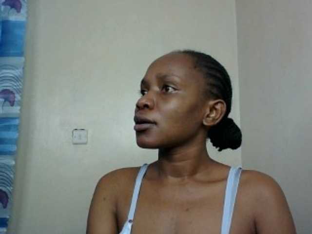 Minimochie live cam on BongaCams