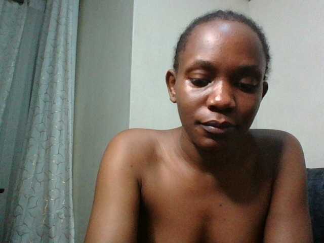 Minimochie live cam on BongaCams