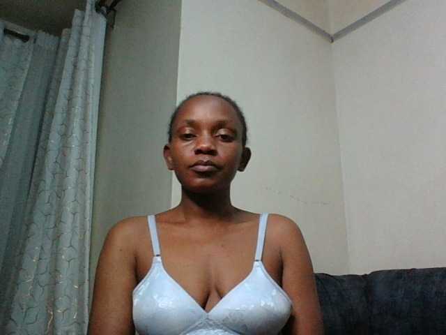 Minimochie live cam on BongaCams