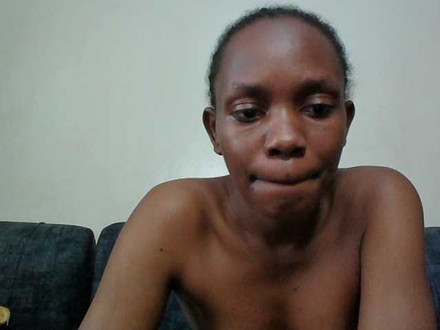 Minimochie live cam on BongaCams