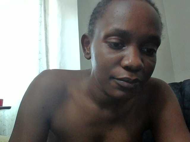 Minimochie live cam on BongaCams