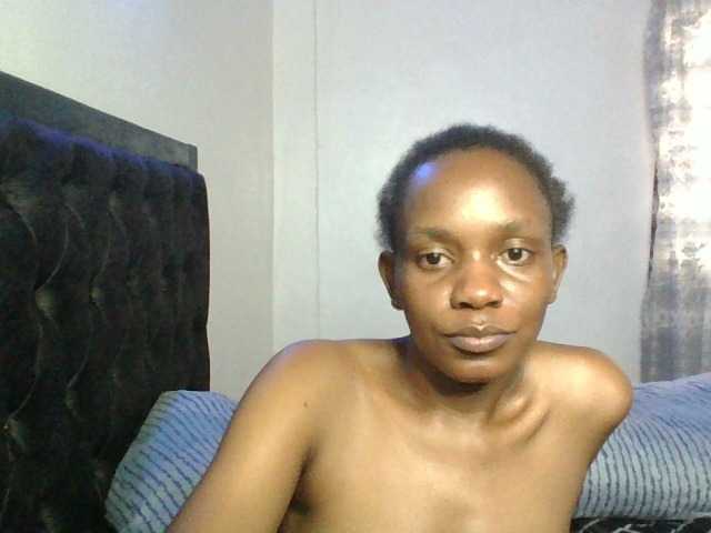 Minimochie live cam on BongaCams