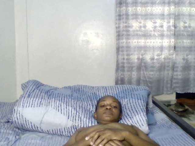 Minimochie live cam on BongaCams