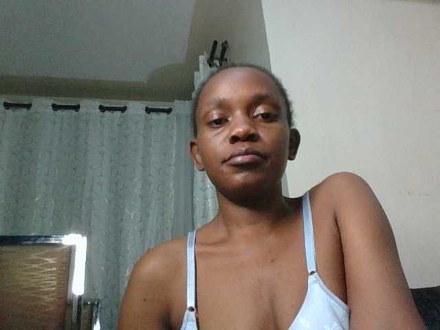 Minimochie live cam on BongaCams