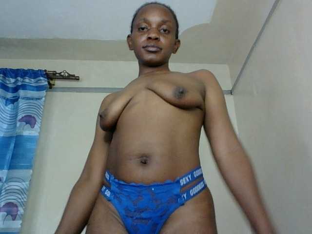 Minimochie live cam on BongaCams