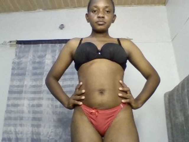 Minimochie live cam on BongaCams