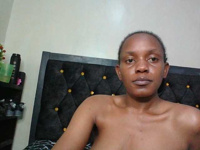 Minimochie live cam on BongaCams