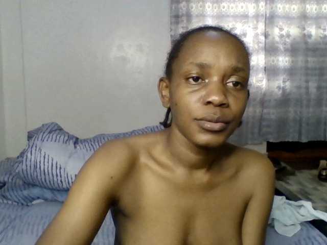 Minimochie live cam on BongaCams