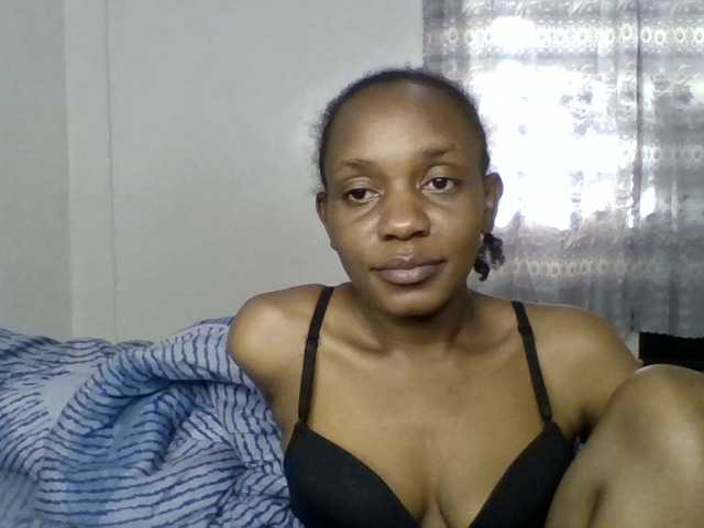 Minimochie live cam on BongaCams