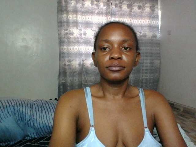 Minimochie live cam on BongaCams