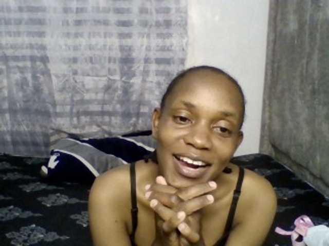 Minimochie live cam on BongaCams