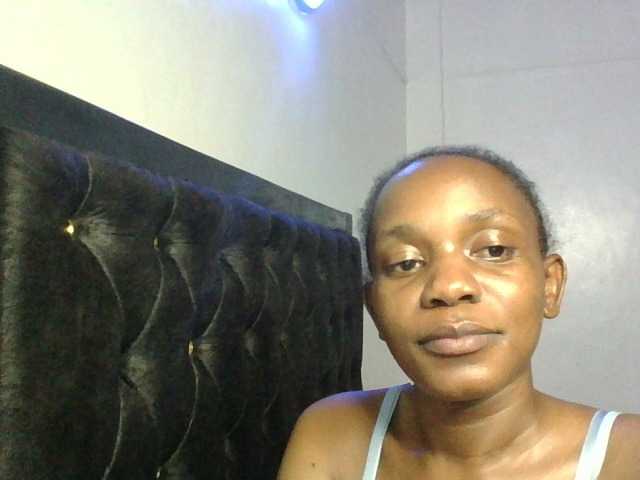 Minimochie live cam on BongaCams