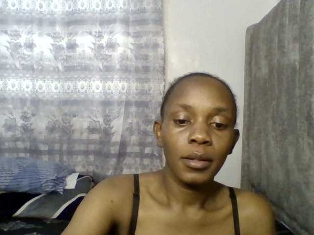 Minimochie live cam on BongaCams