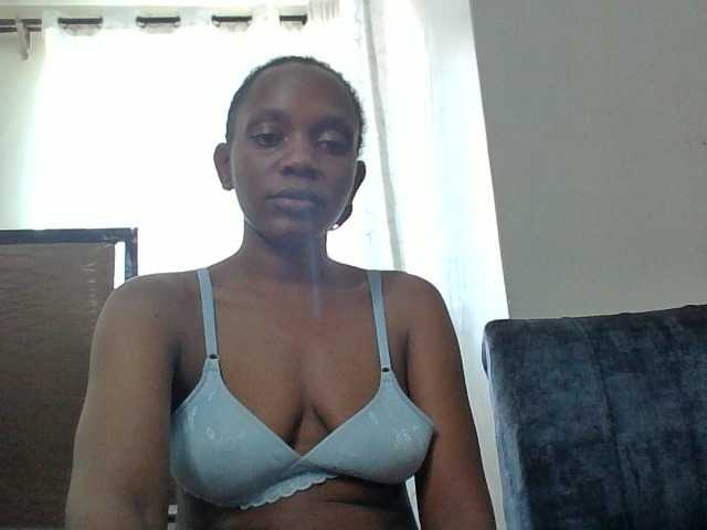 Minimochie live cam on BongaCams